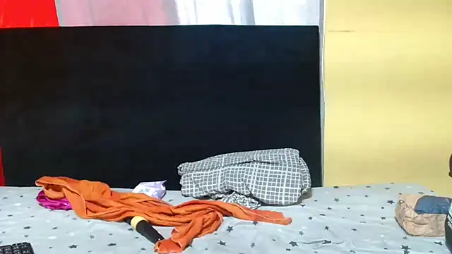 JinglynJuicy22 online show from February 28, 8:36 am