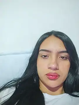 Snapshot of cynliu chatting on June 8, 12:16 am cynliu online show from June 8, 12:16 am