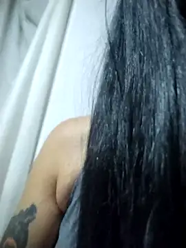 cynliu online show from May 2, 5:56 am