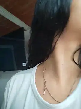 Snapshot of cynliu chatting on June 17, 9:14 pm cynliu online show from June 17, 9:14 pm