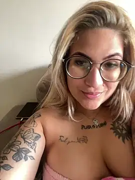 esposatattoo online show from February 13, 6:08 pm