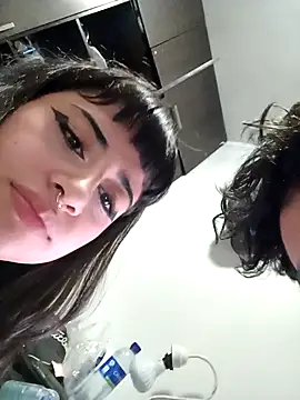 polixteo online show from February 24, 3:51 am