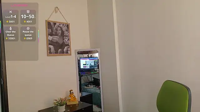 PaulaSantanaOf online show from March 7, 6:24 pm