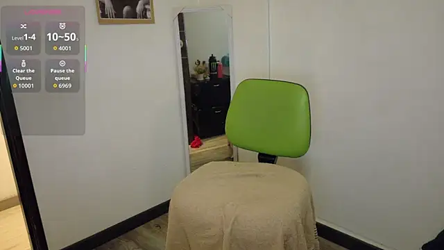 PaulaSantanaOf online show from March 7, 1:23 am