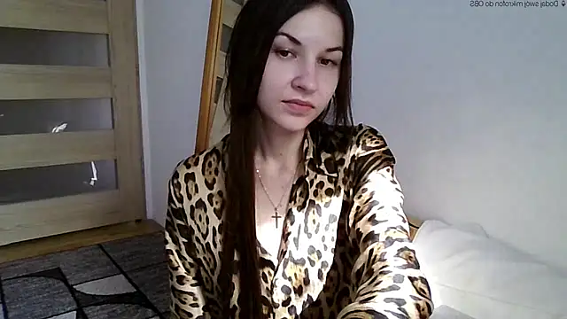 Snapshot of JuliaLovely chatting on April 23, 1:57 pm JuliaLovely online show from April 23, 1:57 pm