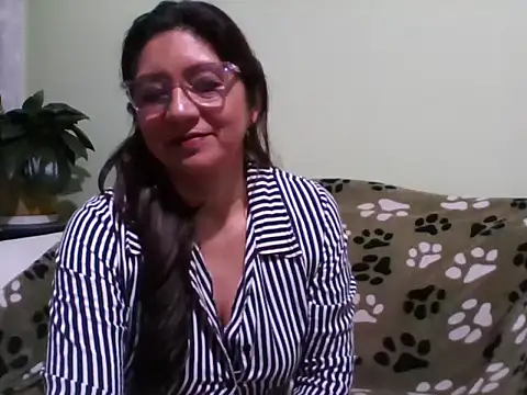 pamela sexy23 online show from February 9, 3:04 am