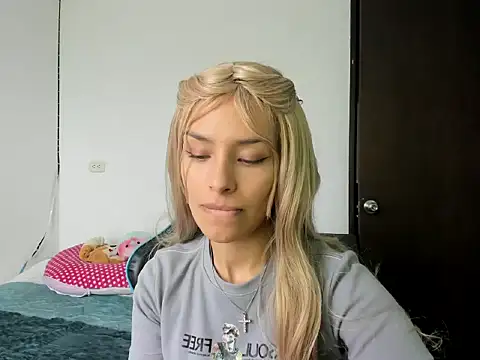 Snapshot of Megan_Blue_ chatting on February 24, 4:41 pm Megan Blue online show from February 24, 4:41 pm