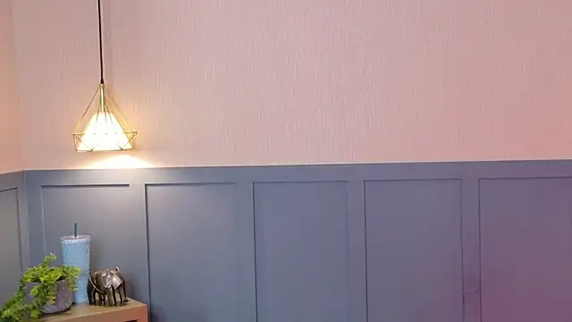 Annia-Greco online show from April 8, 8:10 pm