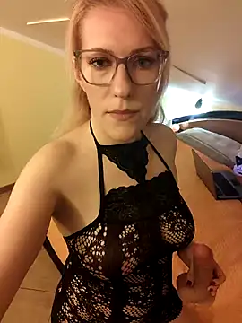 PolomaAndBobo online show from May 9, 9:51 pm