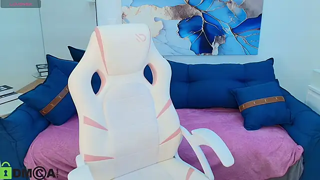 Susan Backer online show from February 20, 11:12 am