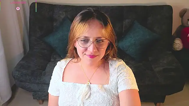 DannaCouper  online show from February 15, 3:29 am