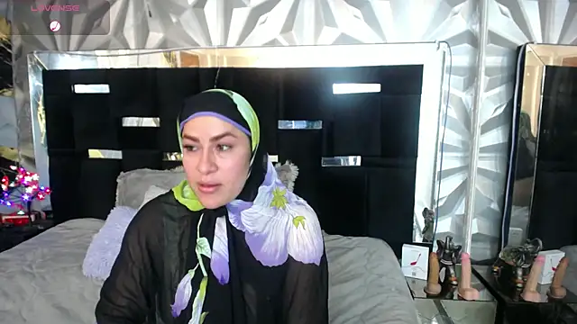 Alison-mar online show from February 10, 7:24 pm