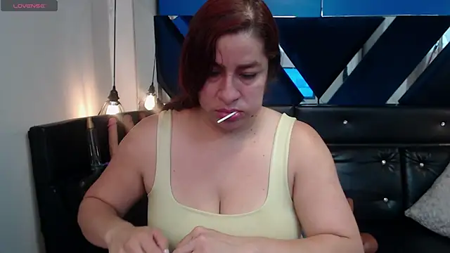 Snapshot of Alison-mar chatting on June 24, 7:44 pm Alison-mar online show from June 24, 7:44 pm