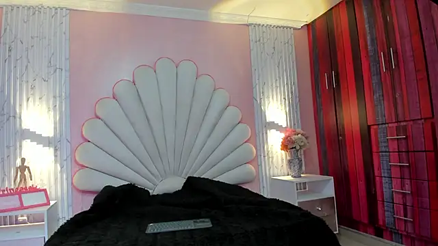 Kateemos online show from March 20, 2:18 pm