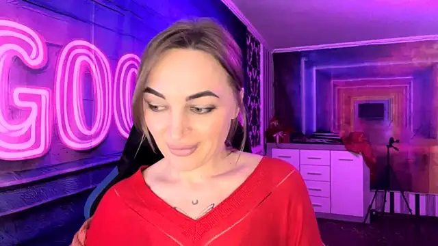 Vellora  online show from April 11, 9:40 pm