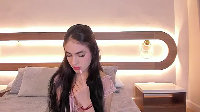 Violeta sum online show from March 3, 12:12 pm