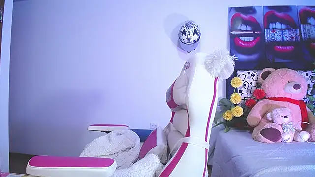 lika little0 online show from June 19, 11:09 pm