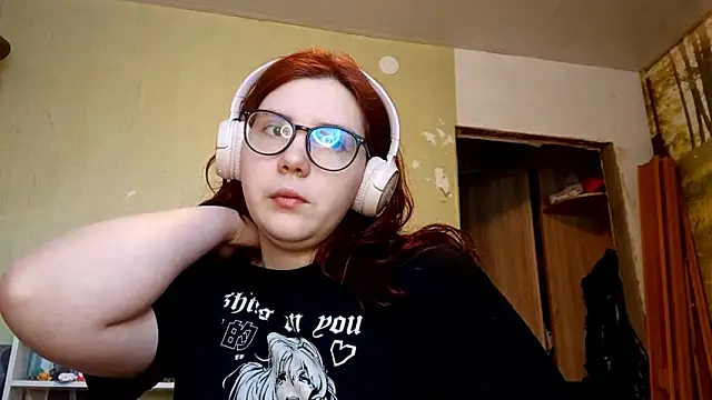 Snapshot of VannessaDillenbeck chatting on February 5, 7:26 am VannessaDillenbeck online show from February 5, 7:26 am