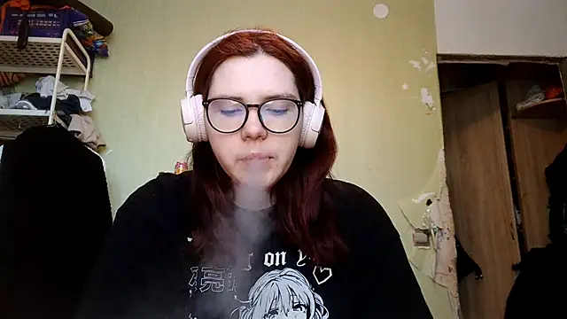 Snapshot of VannessaDillenbeck chatting on February 6, 9:27 am VannessaDillenbeck online show from February 6, 9:27 am