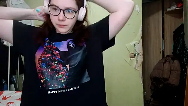 Snapshot of VannessaDillenbeck chatting on February 28, 6:13 am VannessaDillenbeck online show from February 28, 6:13 am