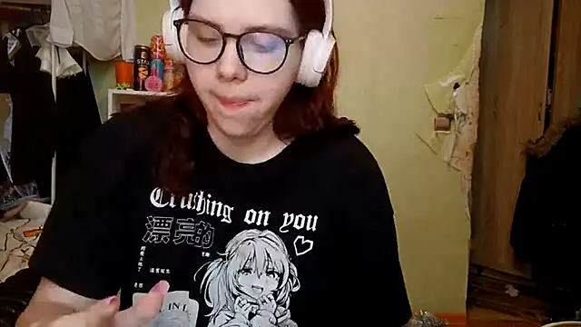 Snapshot of VannessaDillenbeck chatting on February 19, 12:46 pm VannessaDillenbeck online show from February 19, 12:46 pm