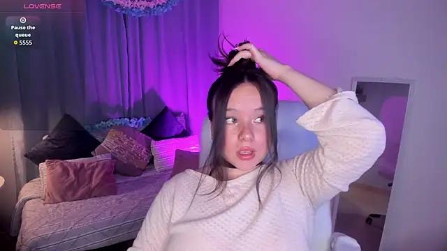 Raven sweeteyes online show from February 10, 12:37 pm