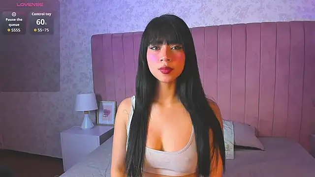 Snapshot of Katiawilson chatting on February 23, 12:17 pm Katiawilson online show from February 23, 12:17 pm