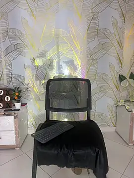 Nala OMG online show from March 6, 8:04 pm