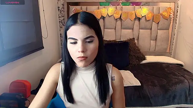 Emily  Cute   online show from February 21, 8:55 pm