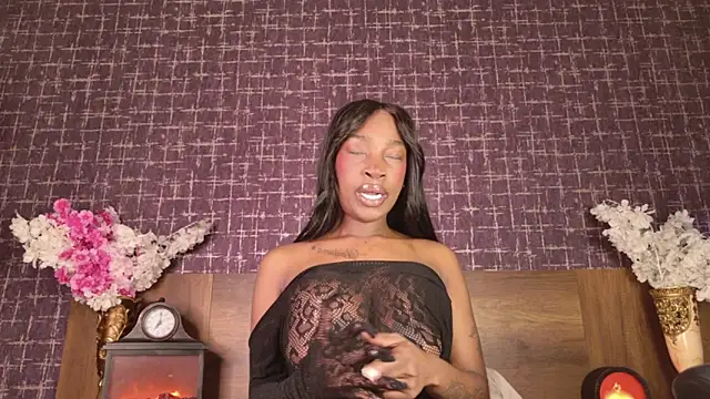 Snapshot of mollyjackson_ chatting on February 27, 11:04 pm mollyjackson online show from February 27, 11:04 pm