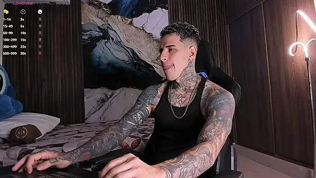 trisstann  online show from March 8, 5:16 pm