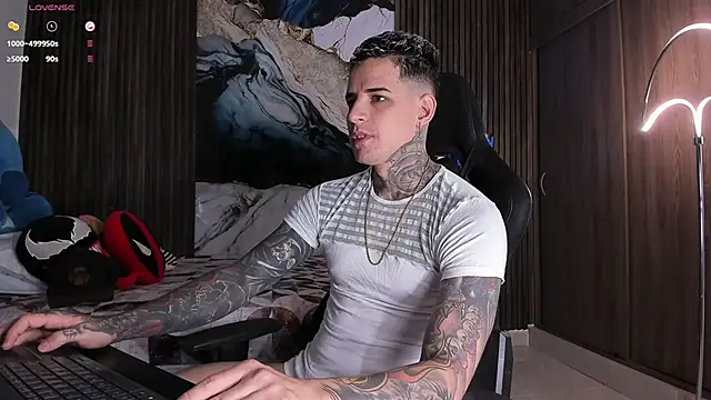 trisstann  online show from March 14, 4:24 pm