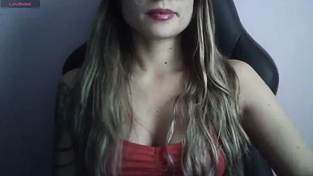 Tifanny 0a online show from April 23, 9:38 pm