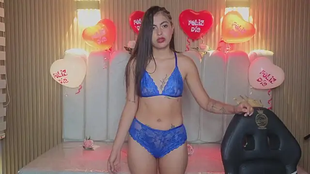 Perla lovely  online show from February 13, 12:49 pm