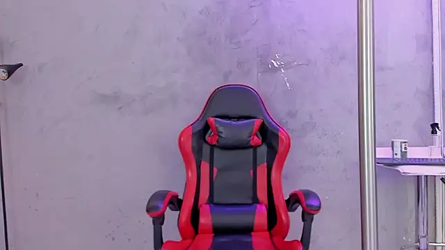 naomi  blair online show from March 27, 3:26 am