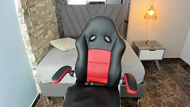 Snapshot of JULIETA_DOWSE chatting on February 10, 12:15 pm JULIETA DOWSE online show from February 10, 12:15 pm