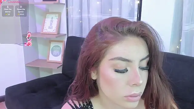 Snapshot of Sweet_bellaa_ chatting on June 23, 4:10 am Sweet bellaa online show from June 23, 4:10 am