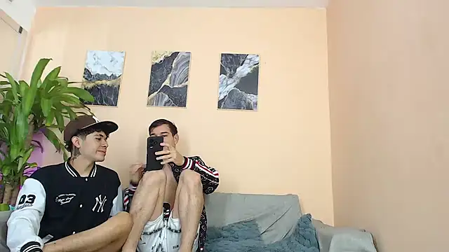 DesiresOfOlympus  online show from February 17, 9:56 pm