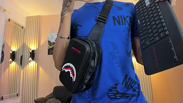 DesiresOfOlympus  online show from April 9, 7:20 pm