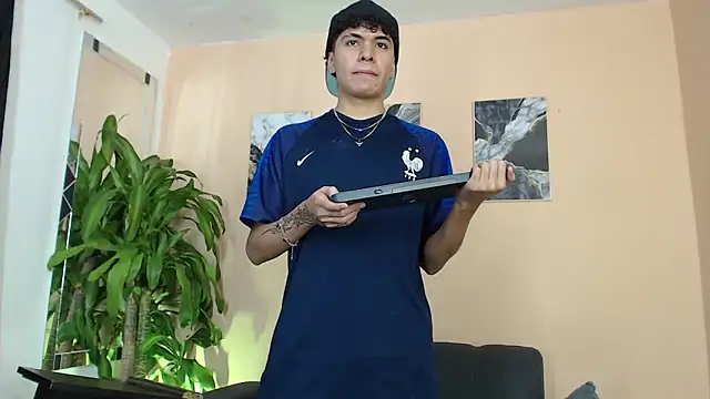 DesiresOfOlympus  online show from March 21, 7:40 pm