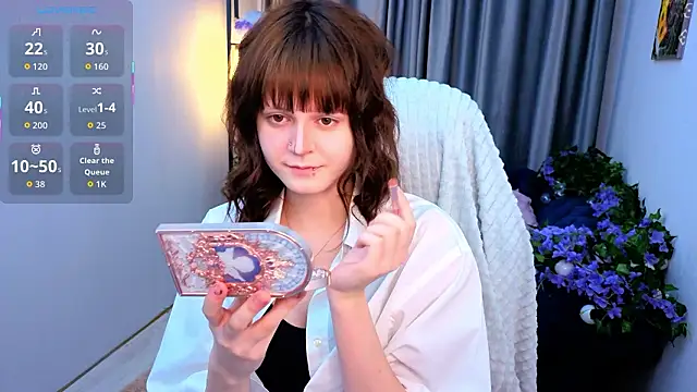 Snapshot of michelewild chatting on January 31, 9:46 pm michelewild online show from January 31, 9:46 pm