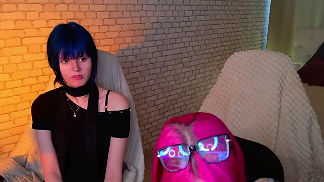 michelewild online show from April 18, 1:57 pm