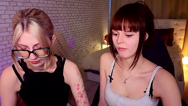 michelewild online show from March 17, 1:36 pm