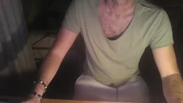 ragazzo200996 online show from March 2, 9:33 pm