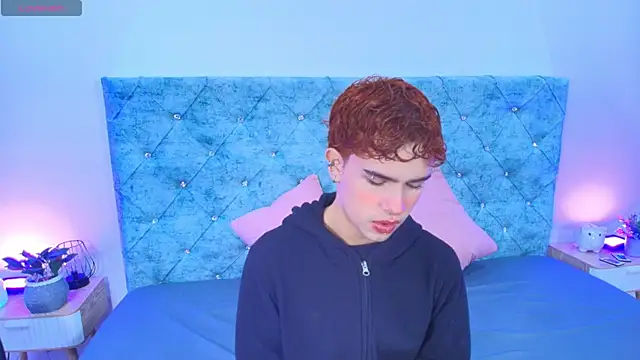 Snapshot of ryan_onFire chatting on February 25, 11:32 am ryan onFire online show from February 25, 11:32 am