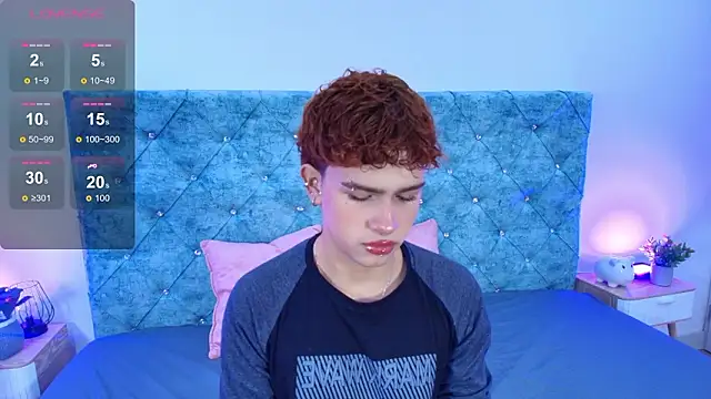 Snapshot of ryan_onFire chatting on February 14, 1:22 pm ryan onFire online show from February 14, 1:22 pm