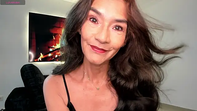 Snapshot of Emma_Mendozaa chatting on July 13, 11:31 am Emma Mendozaa online show from July 13, 11:31 am