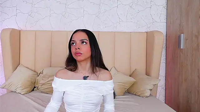 BambiRoses online show from April 10, 5:14 am