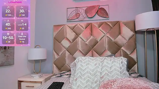 Thalya Adams online show from February 20, 12:18 pm