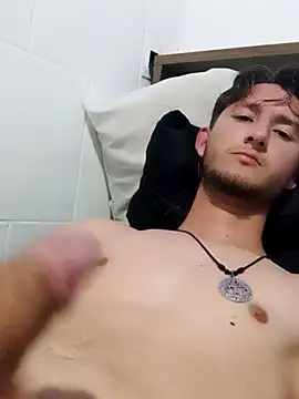 Michaevin22 online show from March 21, 12:01 am